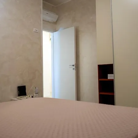 Apartamento Modern Family Near The Hospital, Netflix & Free Wi-fi Bréscia