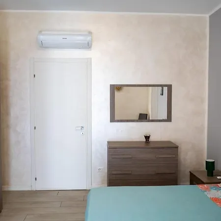 Modern Family Near The Hospital ,netflix & Free Wi-fi *