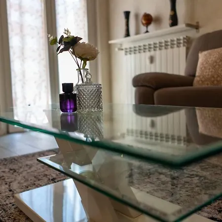 Modern Family Near The Hospital ,netflix & Free Wi-fi *